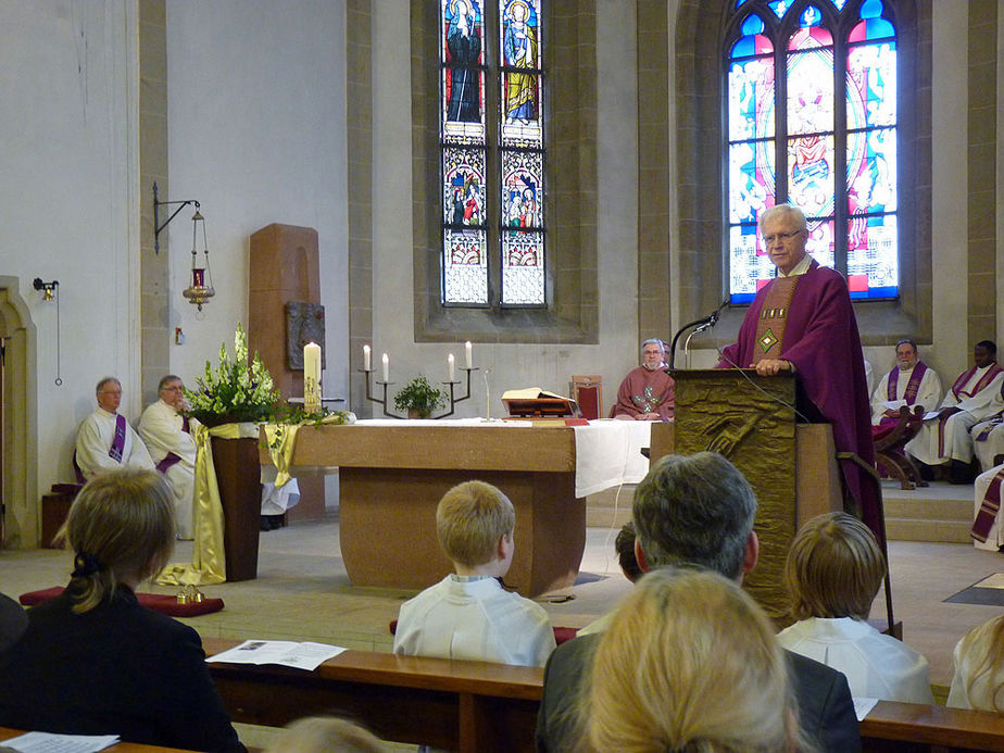 Festgottesdienst zum 50jahrigen Priesterjubiläum von Stadtpfarrer i.R. Geistlichen Rat Ulrich Trzeciok (Foto: Karl-Franz Thiede)